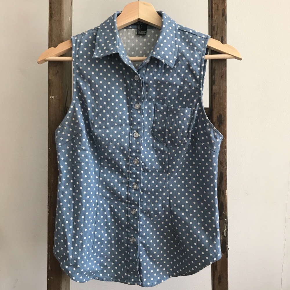 Polka dot sleeveless blouse